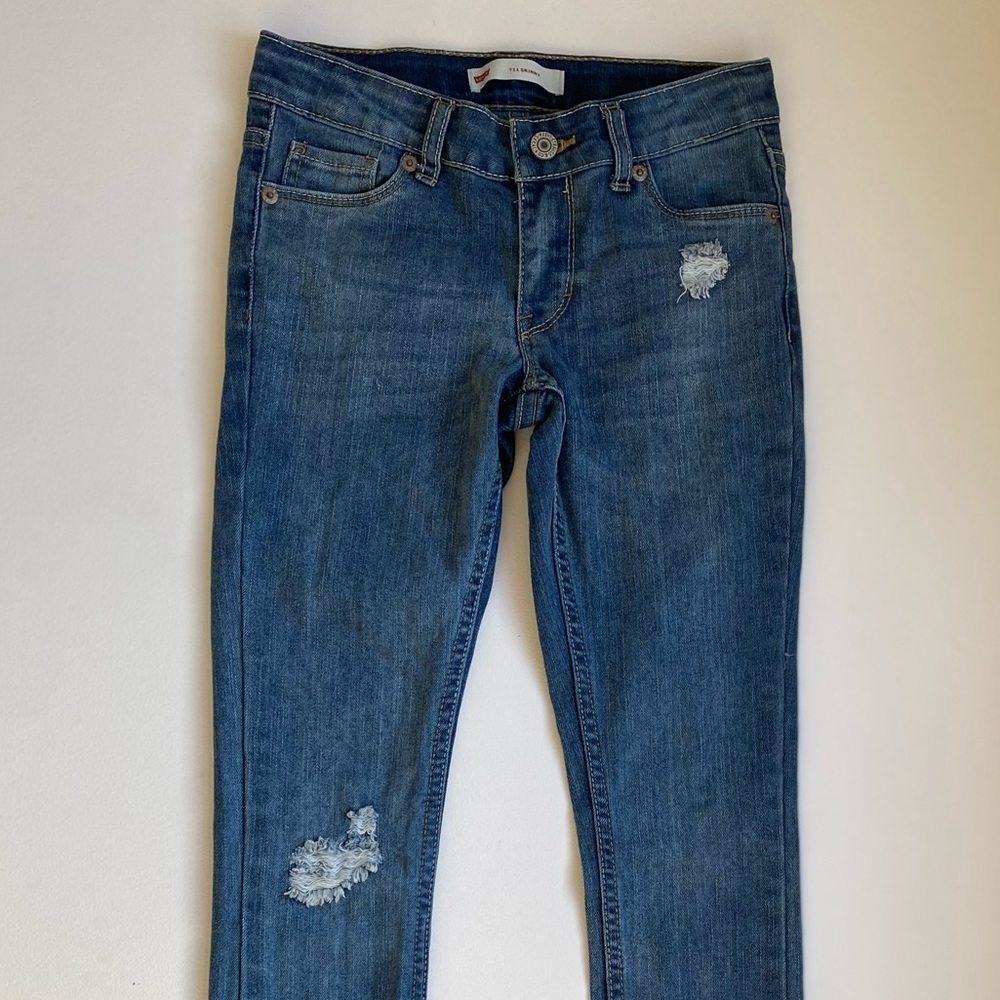 Levi’s 711 Skinny